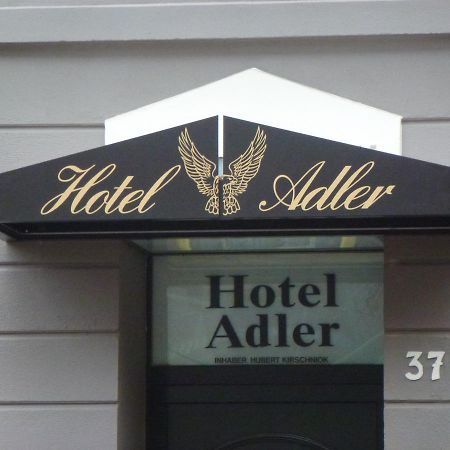 דיסלדורף Hotel Adler מראה חיצוני תמונה